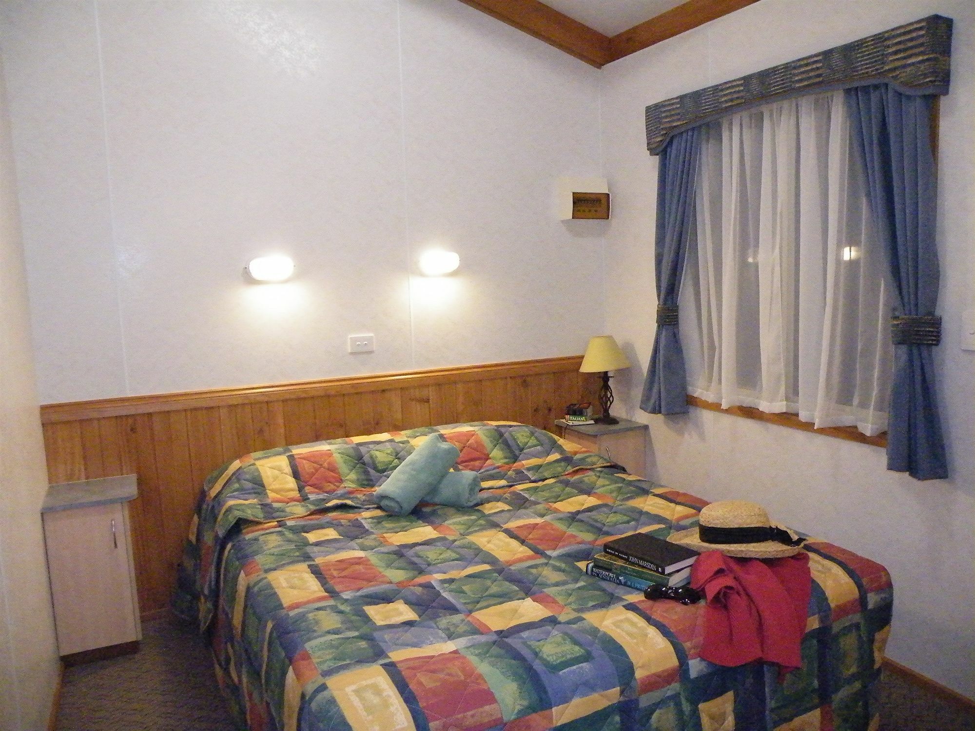 Lake Hamilton Motor Village And Caravan Park Экстерьер фото